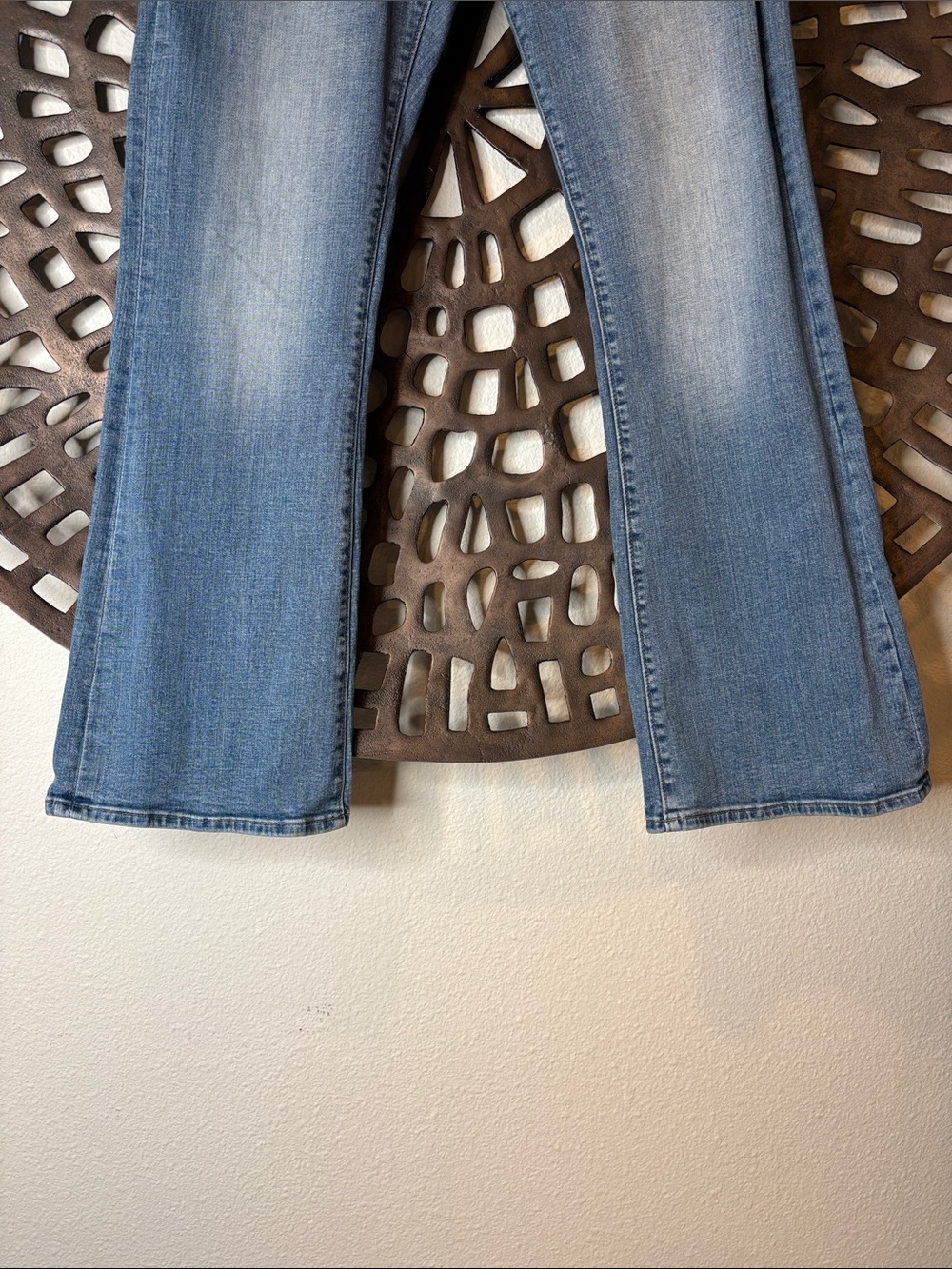 💙 Lucky Brand Lil Maggie Low Rise Bootcut Jeans Women’s 10/30 Light Wash 💙 - Picture 3 of 12